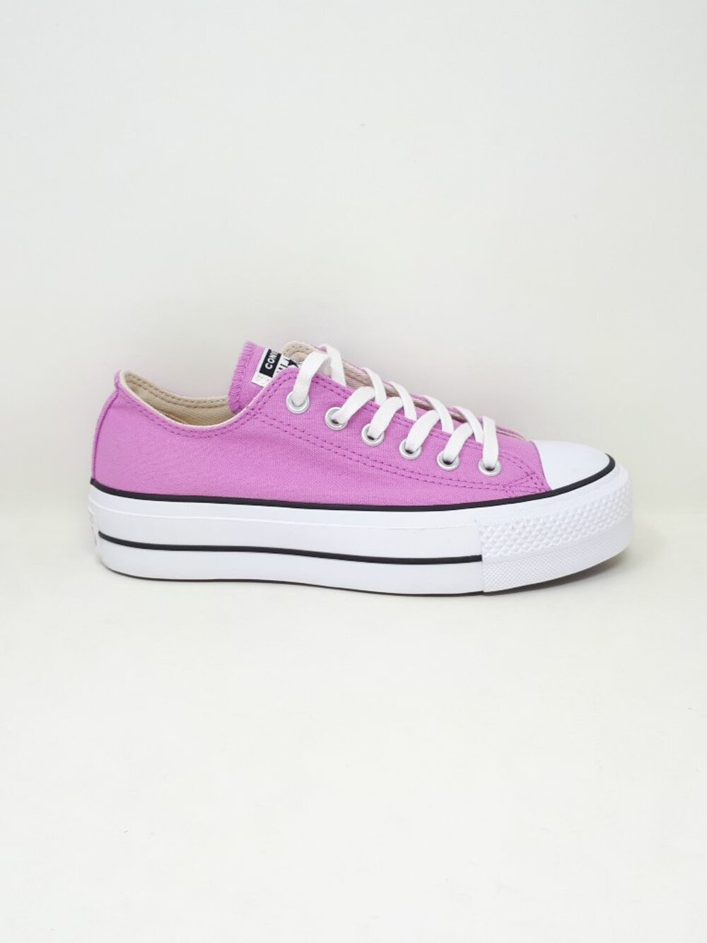 Converse Chuck Taylor All Star Lift Ox Womens 7 US Pink Platform Shoe Sneaker